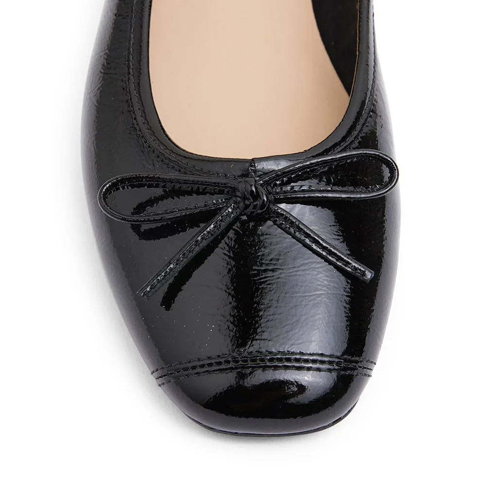 Alexa Flat in Black Patent