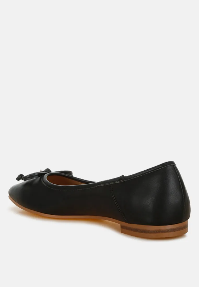 Enchanted Faux Leather Casual Ballerinas