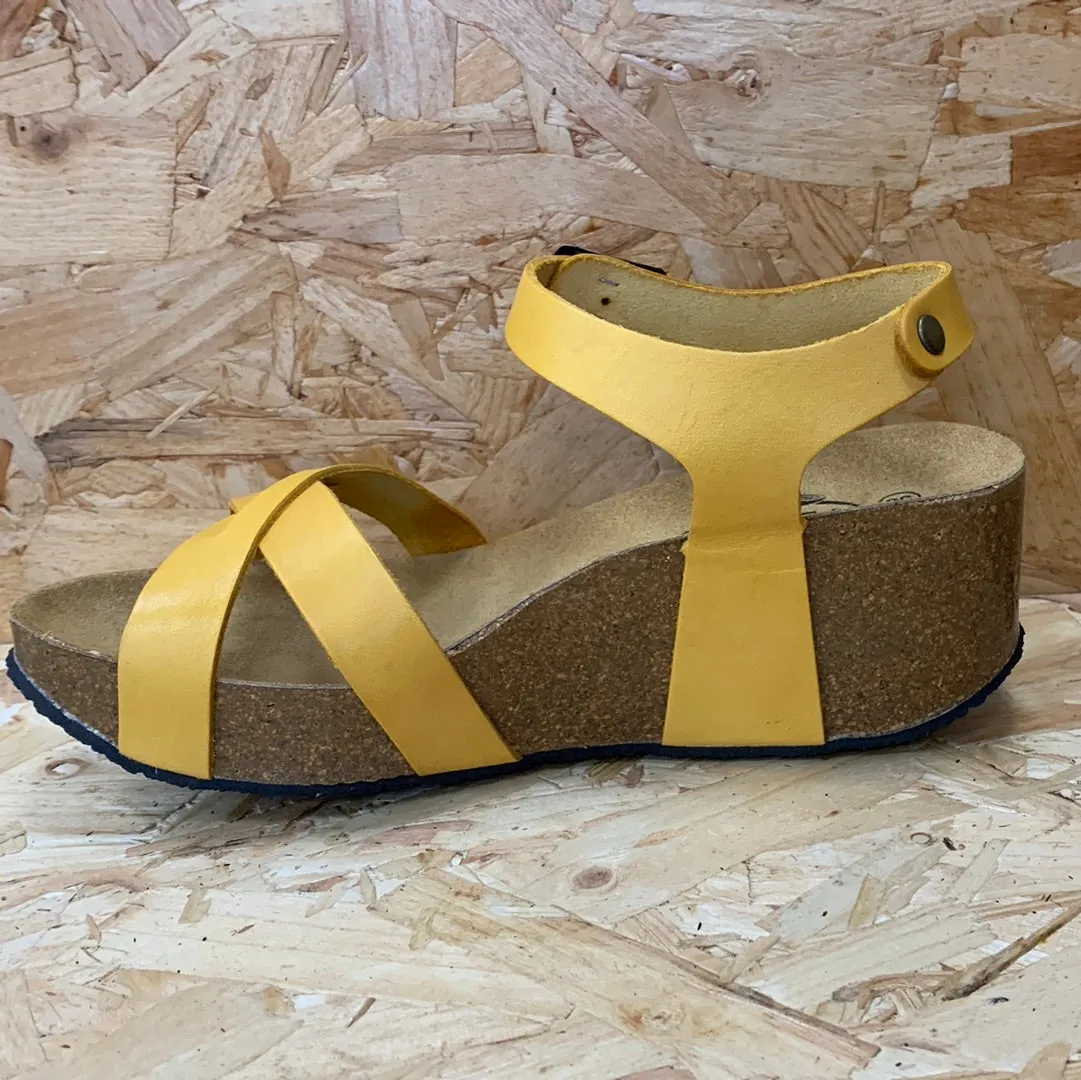 Plakton Womens Sitges Hi Vintage Leather Sandal - Yellow