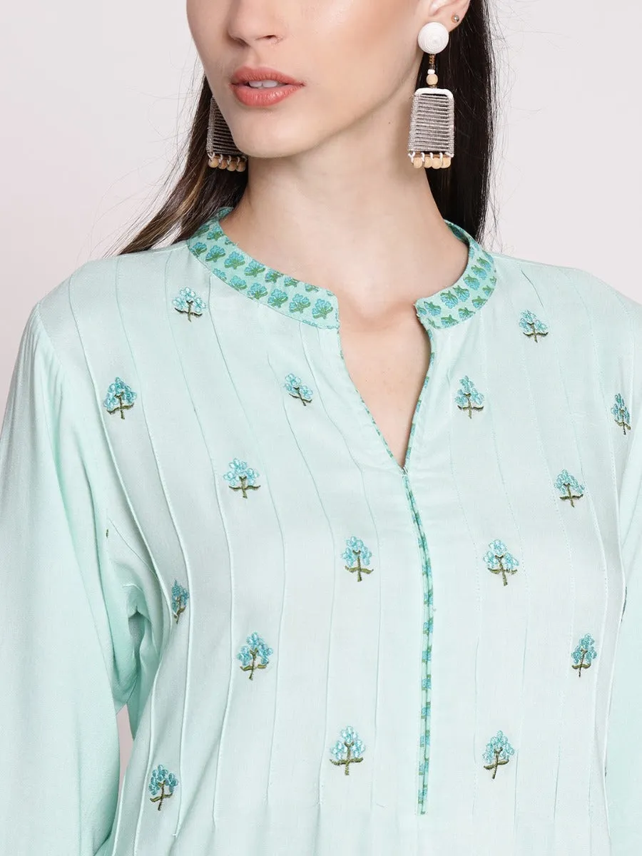 Women Aqua Blue Embroidered Kurta